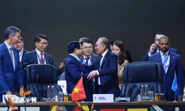 Thủ tướng đề nghị Malaysia chia sẻ thông tin đầy đủ và kịp thời về tàu cá, ngư dân