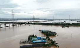 Mưa lũ cuồn cuộn ở Hàn Quốc, 17 người thiệt mạng và 11 người mất tích 