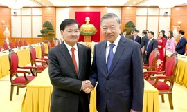 Tổng Bí thư, Chủ tịch nước Lào đề cao thành tựu của Việt Nam trong chặng đường 80 năm