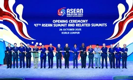 ASEAN đứng vững giữa nhiều biến động