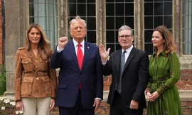 Chiêu ‘tấn công quyến rũ’ của Thủ tướng Anh vấp đá tảng 