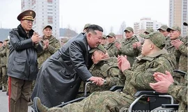 Ông Kim Jong Un khen ngợi những binh lính củng cố ‘liên minh bất khả chiến bại’ với Nga