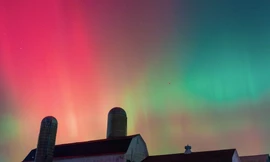 Cặp tàu vũ trụ giá rẻ liên tục bị hủy phóng vì Mặt trời hoạt động bất thường