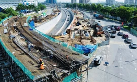 'Gác' lại sum vầy, thi công xuyên lễ tại nút giao phức tạp bậc nhất TPHCM