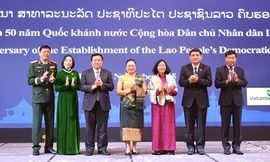 Quan hệ đoàn kết đặc biệt Việt - Lào ngày càng phát triển