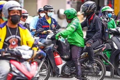 Lý do người dân TPHCM khó bắt được xe công nghệ, cước tăng 2-3 lần