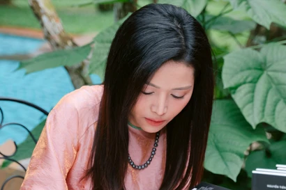 Đã đến lúc bước ra ánh sáng