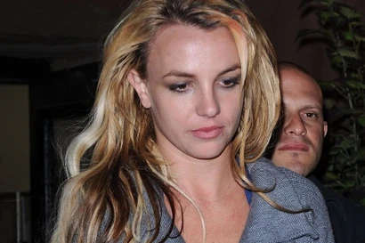 Khó cứu Britney Spears