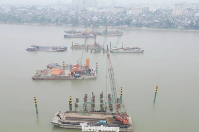 Nguyên nhân trụ vượt sông phía nội thành của dự án cầu Trần Hưng Đạo chưa thể thi công?