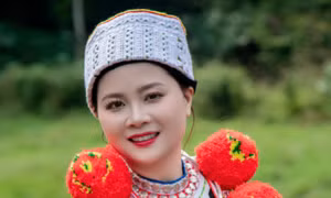 Cô gái Dao đỏ 'triệu follow' ứng cử đại biểu hội đồng nhân dân