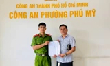 Bất ngờ nhận 100 triệu đồng từ tài khoản lạ, người đàn ông ở TPHCM đến công an cầu cứu 