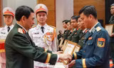 Bộ Quốc phòng tôn vinh người lính diễu binh, diễu hành