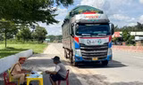 CSGT TPHCM mở đợt tổng kiểm tra phương tiện kinh doanh vận tải