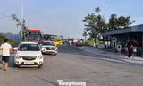 Xôn xao việc hàng trăm khách bị từ chối lên phà rời đảo Cát Bà 