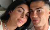 Ronaldo cầu hôn bạn gái
