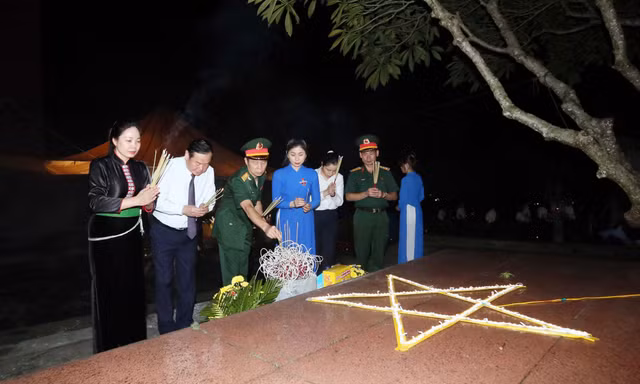Tuổi trẻ Sơn La nguyện tiếp bước truyền thống của thế hệ cha anh