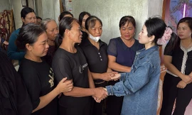 Vợ chồng Mailisa chi 5 tỷ đồng cứu trợ miền trung sau bão số 10