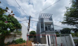  Xây nhầm nhà trên đất người khác, hoán đổi, rồi lại 'xây nhầm'