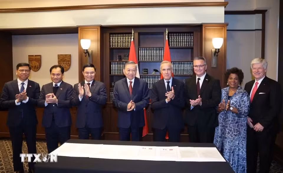 thu-tuong-canada-mark-carney-chu-tri-le-don-tong-bi-thu-chu-tich-nuoc-to-lam22.jpg