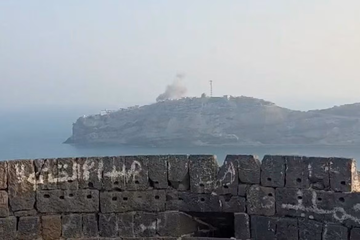 2026-10-15t171257z-1450446933-rc2n3oax74zs-rtrmadp-3-saudi-yemen-aden-booms.jpg
