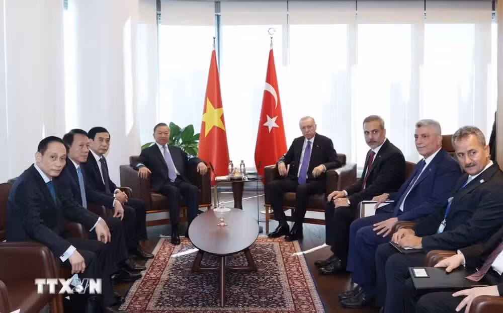 tong-bi-thu-chu-tich-nuoc-to-lam-gap-tong-thong-tho-nhi-ky.jpg