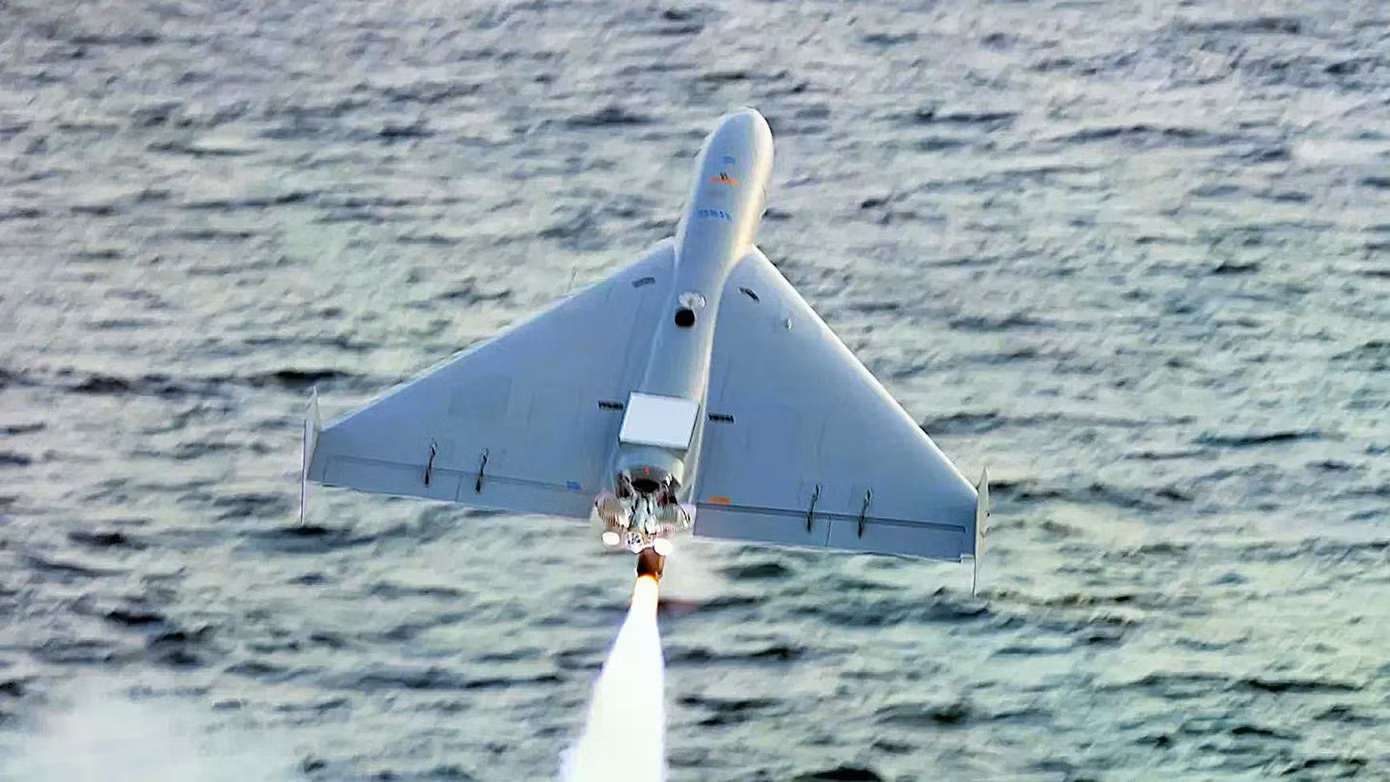 lucas-kamikaze-drone-lcs-launch-persian-gulf-copy.jpg