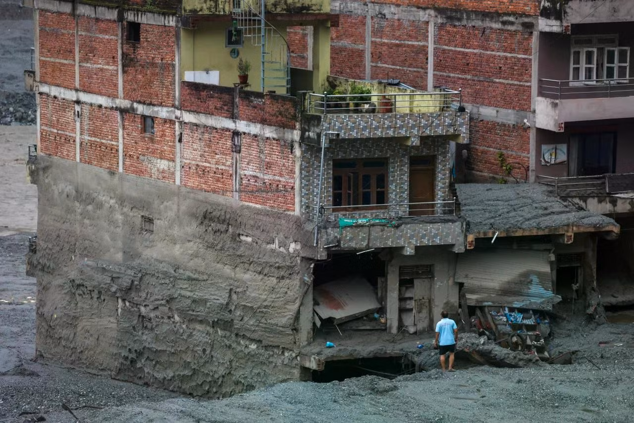 2026-08-29t031841z-1303282365-rc218nafz282-rtrmadp-3-nepal-floods.jpg