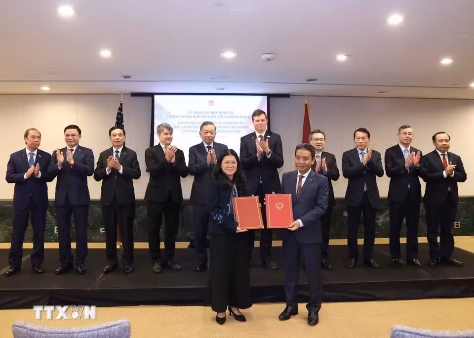 tong-bi-thu-chu-tich-nuoc-to-lam-du-toa-dam-ban-tron-cap-cao-voi-cac-doanh-nghiep-lon-cua-hoa-ky19-1.jpg