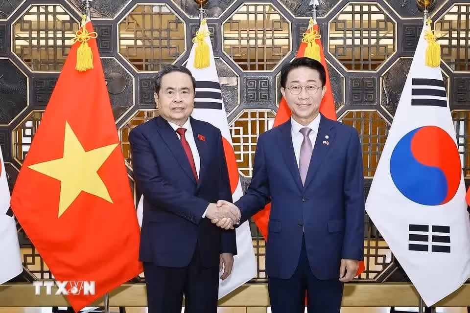 chu-tich-quoc-hoi-han-quoc-cho-jeong-sik-don-hoi-dam-voi-chu-tich-quoc-hoi-tran-thanh-man-6261.jpg