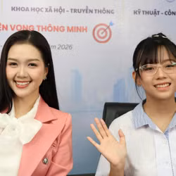Chuyên gia đang tư vấn tuyển sinh khối ngành Khoa học Xã hội - Truyền thông