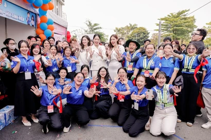 Hơn 5.000 bạn trẻ "viết tiếp hành trình nhân ái" tại sự kiện Chủ Nhật Đỏ 2026