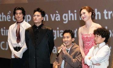 Võ Tấn Phát "hơn thua" với Tuấn Trần, tiết lộ vai trò trong Báu Vật Trời Cho