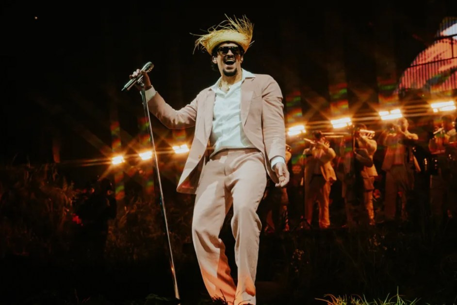 Không phải Adele, “thỏ hư” Bad Bunny sẽ khuấy động Super Bowl Halftime Show 2026 | Báo điện tử Tiền Phong