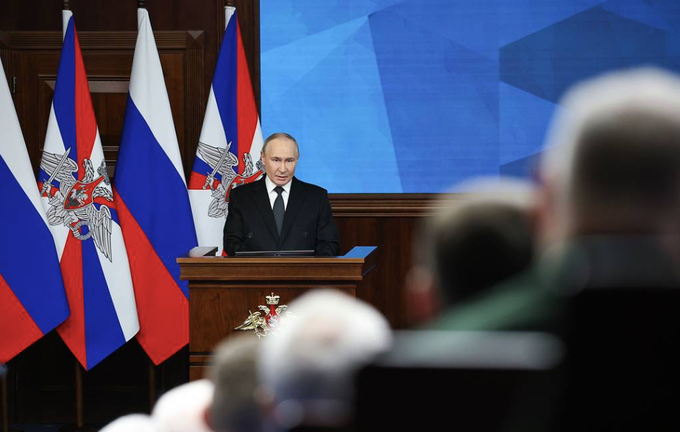 Tổng thống Putin trong cuộc họp với Bộ Quốc phòng ngày 17/12. (Ảnh: Tass) screen-shot-2025-12-18-at-71920-am.png