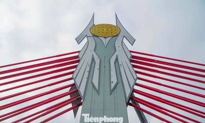 Cầu dây văng trăm tỷ đồng đầu tiên ở Thanh Hóa sắp thông xe kỹ thuật