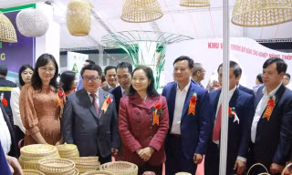 Hội chợ Triển lãm hàng công nghiệp nông thôn: Nơi hội tụ sản phẩm tiêu biểu cả nước