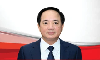 Chân dung Trưởng Ban Tuyên giáo và Dân vận Trung ương Trịnh Văn Quyết