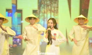 10 Gương mặt trẻ Việt Nam tiêu biểu năm 2025.