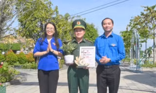 Ngọn lửa tuổi trẻ canh giữ đảo tiền tiêu 