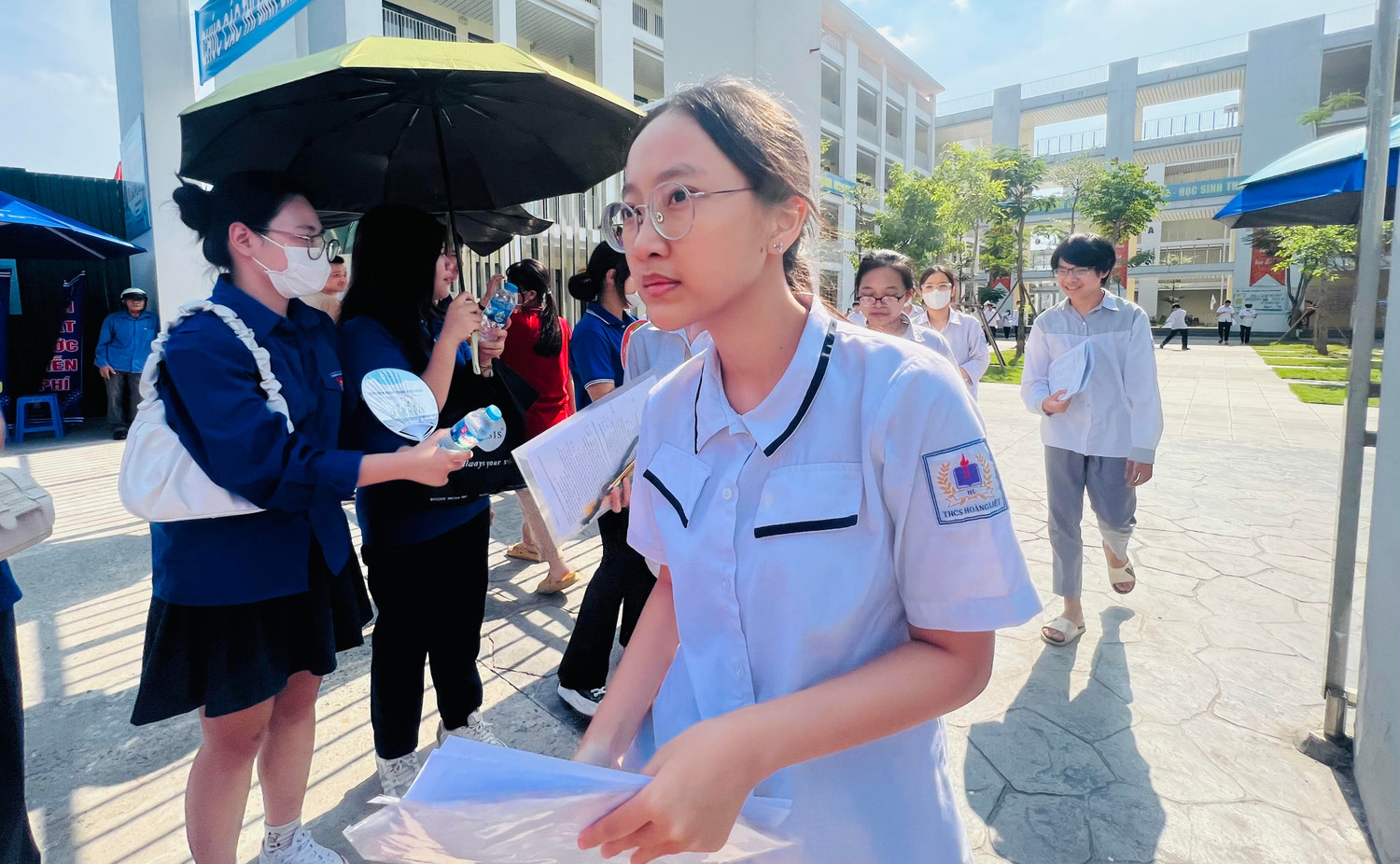 Học sinh H&agrave; Nội dự kỳ thi tuyển sinh lớp 10 THPT