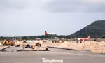 Dồn dập thi công đường băng thứ 2 sân bay Phú Quốc 