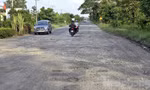 Hơn 10km Quốc lộ 61 xuống cấp, ‘bẫy’ người đi đường