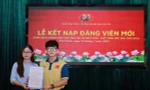 Sinh viên tình nguyện vinh dự được kết nạp Đảng tại đặc khu Thổ Châu