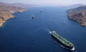 Lý do Iran giữ thế 'thượng phong' tại eo biển Hormuz