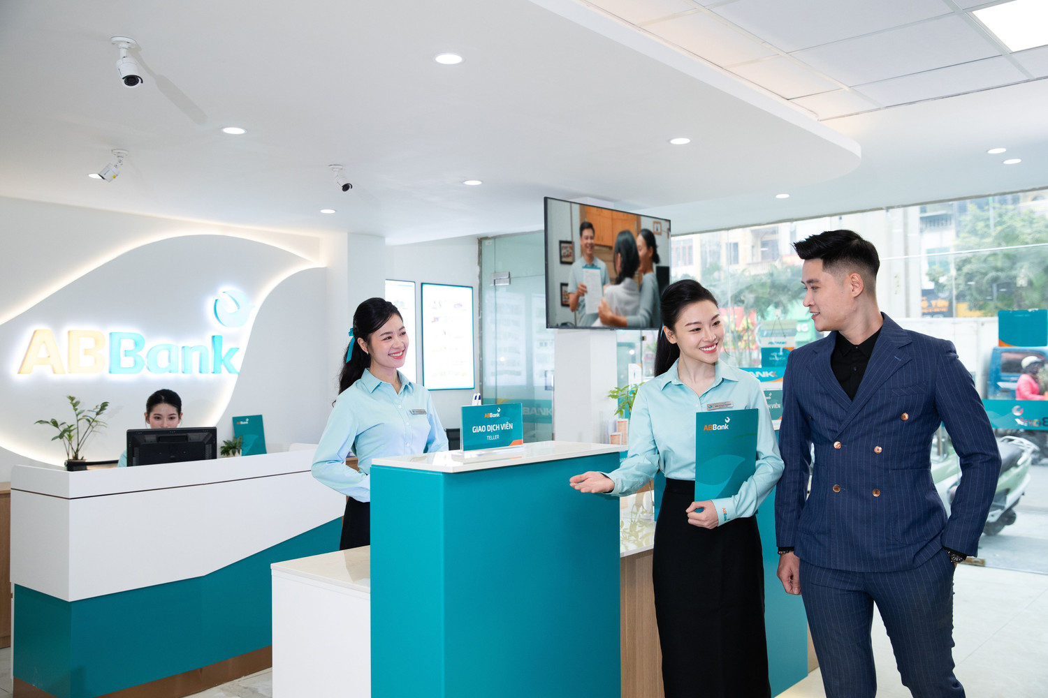 Tăng vốn lên gần 14.000 tỷ đồng, ABBank tăng tốc tái cấu trúc toàn diện