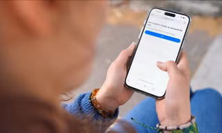 Meta cảnh báo ý định 'tự gây tổn hại bản thân'