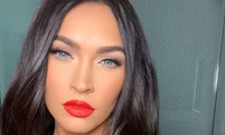 Megan Fox gia nhập nền tảng 'nội dung người lớn' khiến trang web bị sập