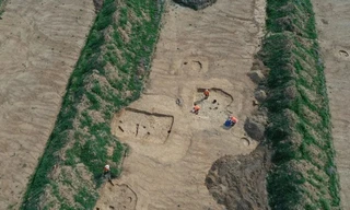 Phát hiện ngôi làng 7.000 tuổi gần thủ đô Czech