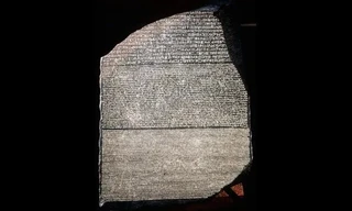 Giải mã phiến đá Rosetta, hé lộ nghi lễ chi phối sự sống và cái chết