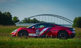 Siêu xe điện Trung Quốc vừa phá vỡ kỷ lục với tốc độ 427 km/h